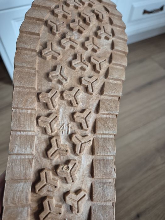 Ботуши.    кафяви .