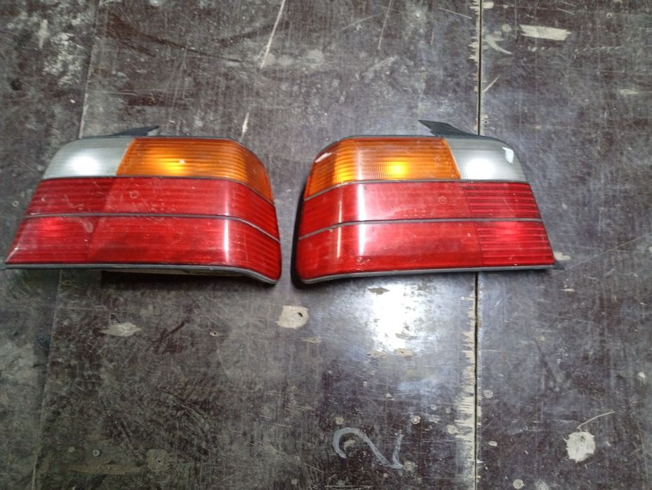 BMW e 36 стоп сигнал