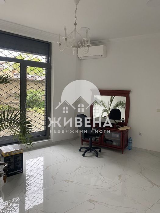 Продава се Офис в Варна, Операта - 70 кв.м за 4843 €/кв.м - Снимка #2