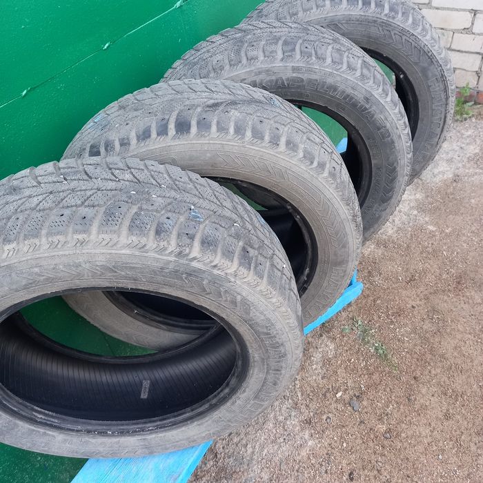 Продам шины 195/60/15 Hakkapeliitta.