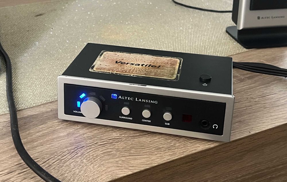 Sistem boxe Altec Lansing 5.1 VS3151R, 50W RMS amplificare inclusa