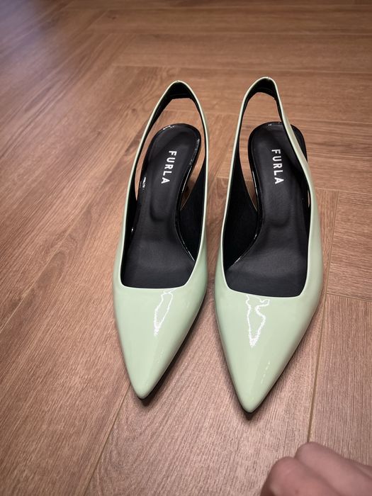 Pantofi Furla Noi !!
