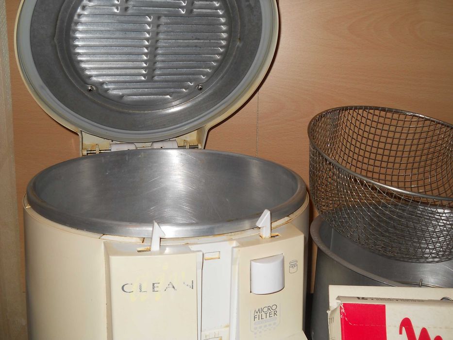 Fripteoză AUTOMATA Moulinex, Clean AIR 140-190 gr.C