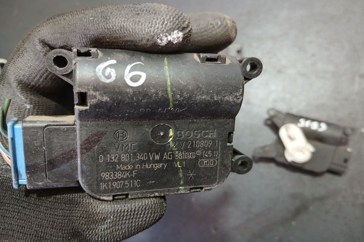 Motoras clapeta aeroterma 0132901340  /  1K1907511C 0132901340 / 9833