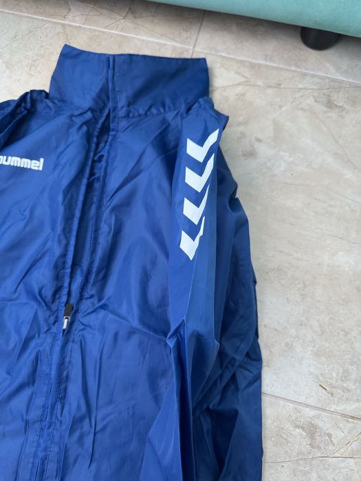 Geaca antivant Hummel