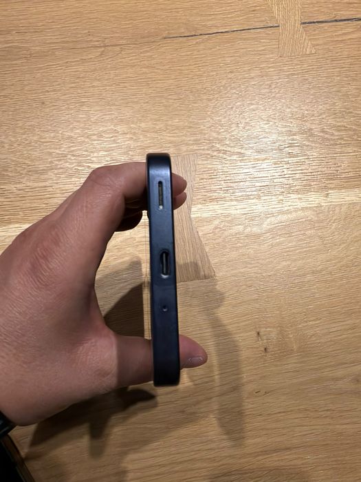 Vând Samsung A 16 5 G