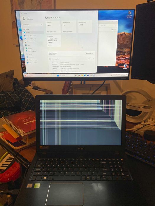 Laptop Acer Aspire E5-575G i5 / 8GB / SSD + HDD – ecran defect