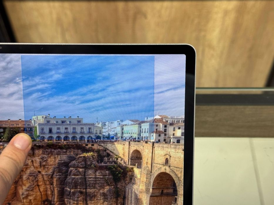 Microsoft Surface Laptop Go 16GB / 256GB