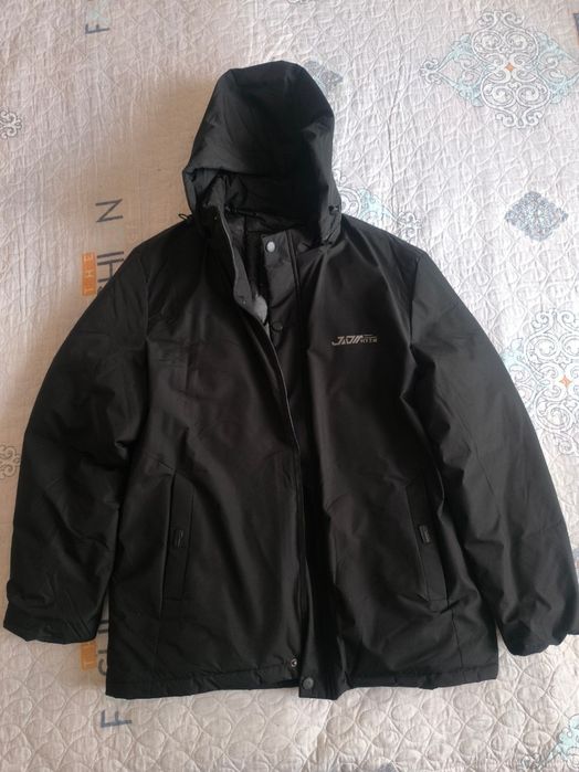 Новая тёплая куртка 54 размера