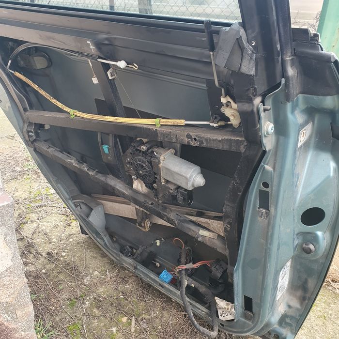 Задна лява врата от Ауди А6 С5