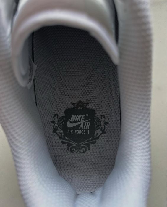 Air force 1 albi noi