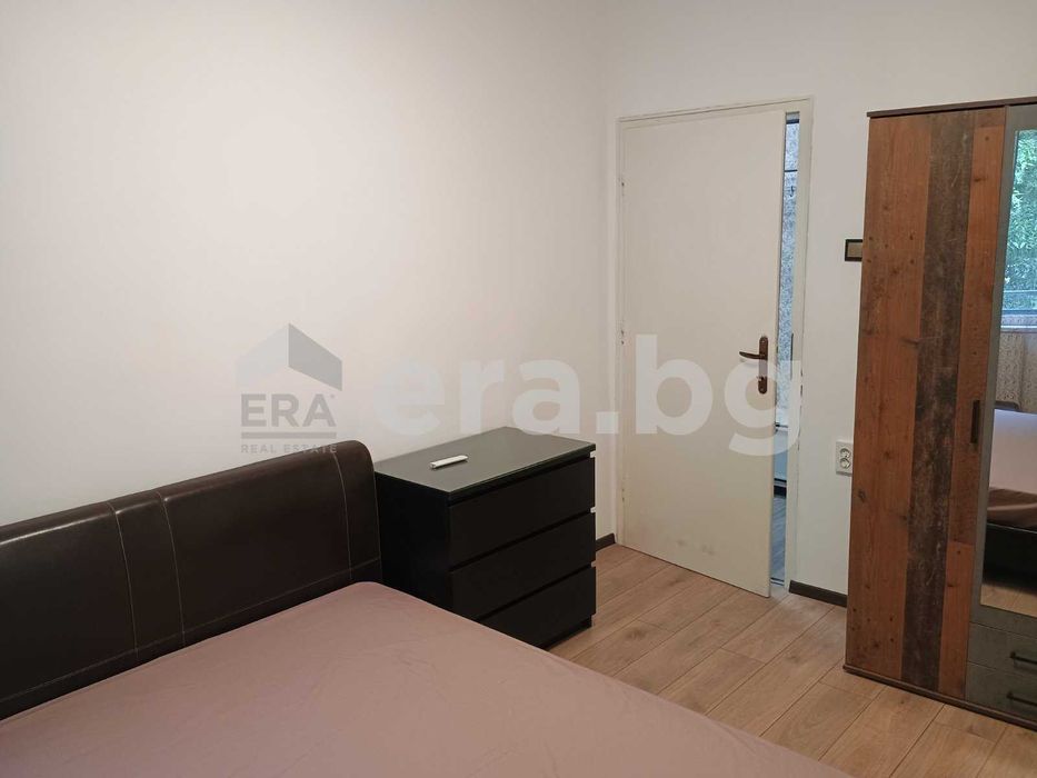 Обзаведен двустаен апартамент в Гръцката махала