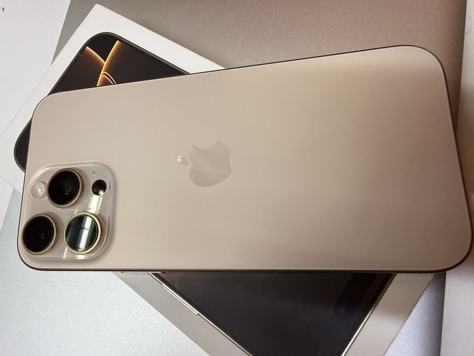 iPhone 16 Pro Max Desert 256 Отличен !