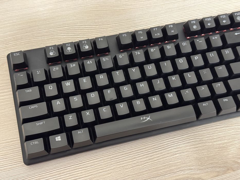 Tastatura mecanica gaming HyperX Alloy full numpad