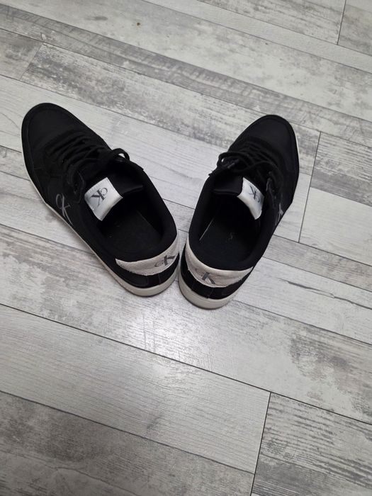 Adidasi calvin klein!