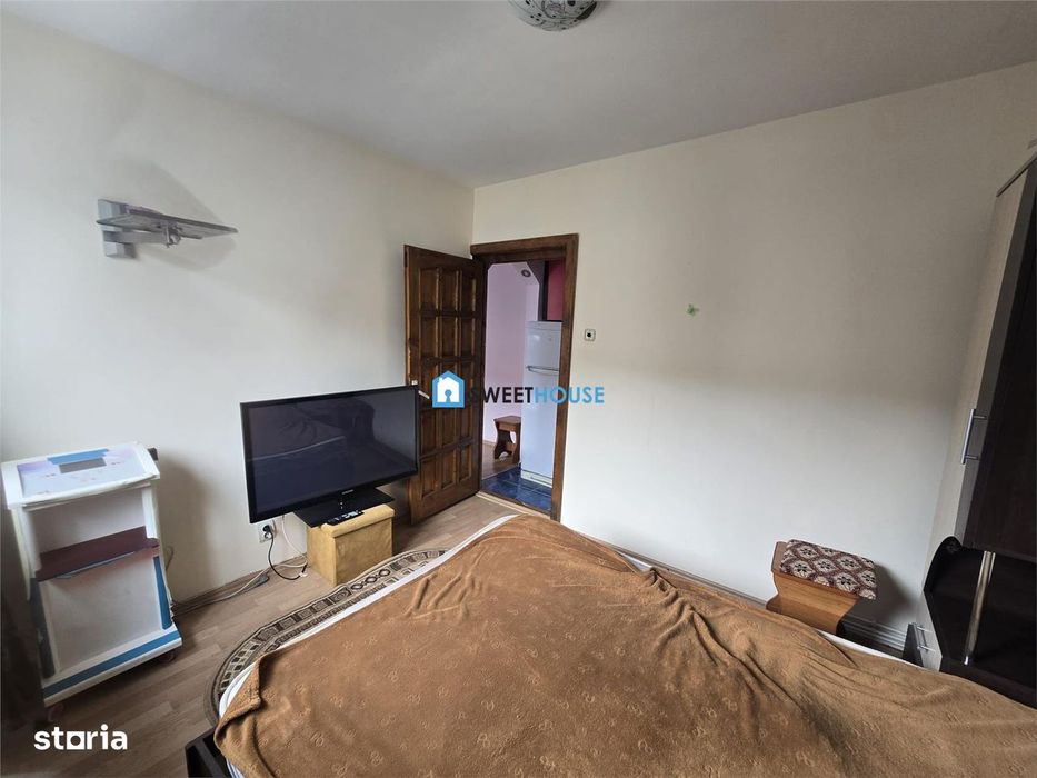 Apartament 2 camere zona 13 Decembrie