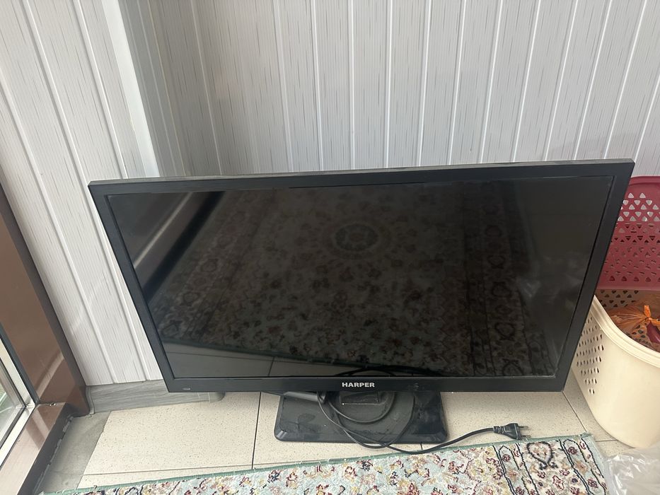 продам телевизор