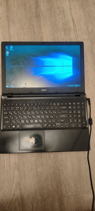 Продам ноутбук acer срочно