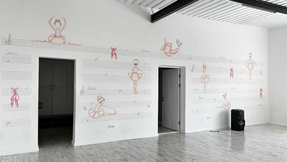 Роспись стен и холстов в городе Алматы