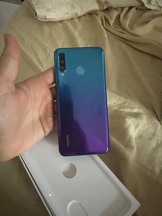 huawei p30 nou la cutie nefolosit insotit de incarcator si casti