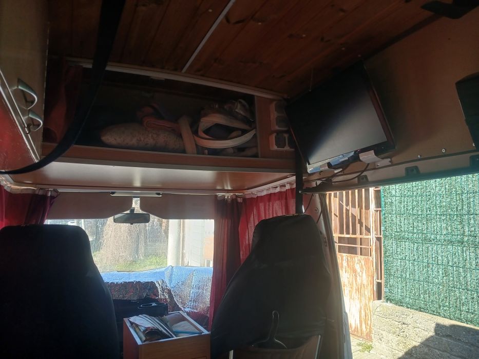 Бус - кемпер, за къмпинг, риболов и удоволствия