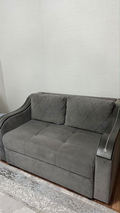 Продам диван в хорошем состояний