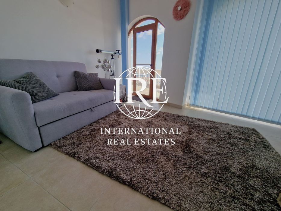 International Real Estates (IRE) представя: Великолепна триетажна къщ