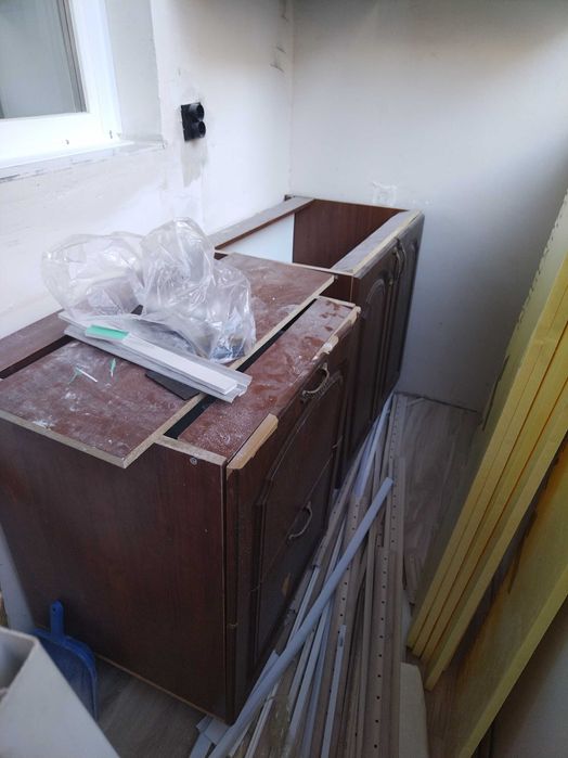 Продам кухонные шкафы бу