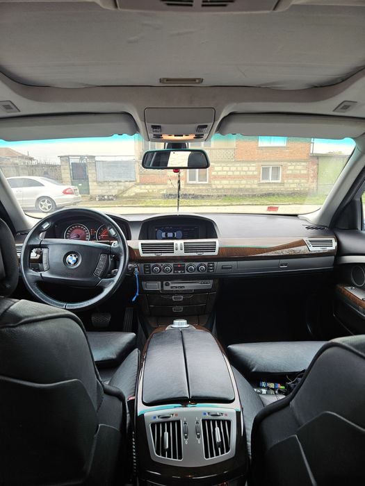 BMW 750i Face 2006