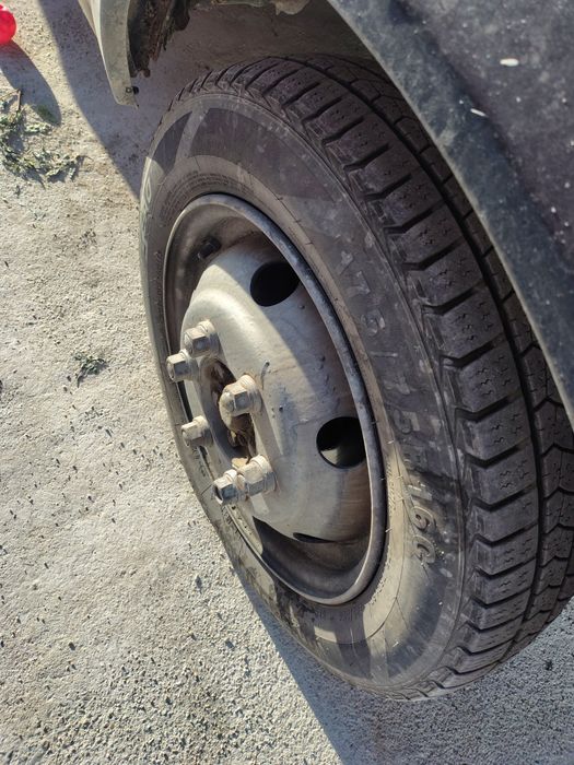 Schimb Iveco daily basculabil  cu SUV ofer diferență  dacă este cazul