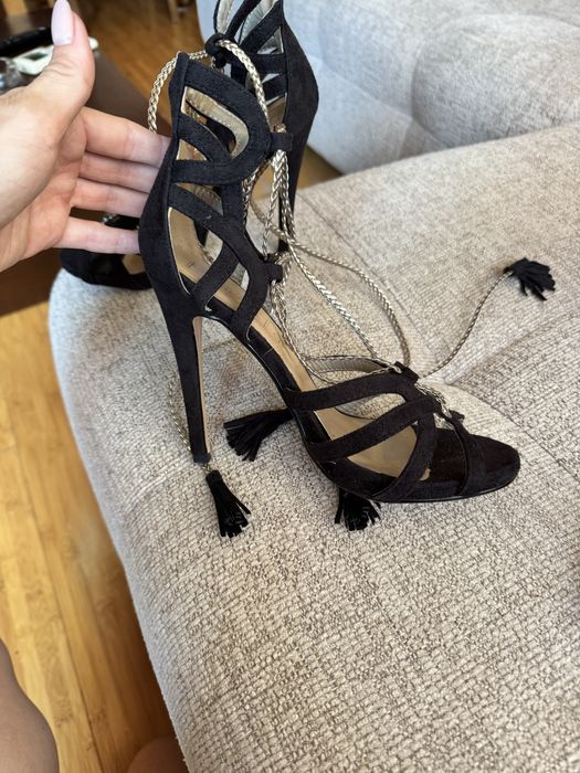 Обувки на висок ток черни велурени