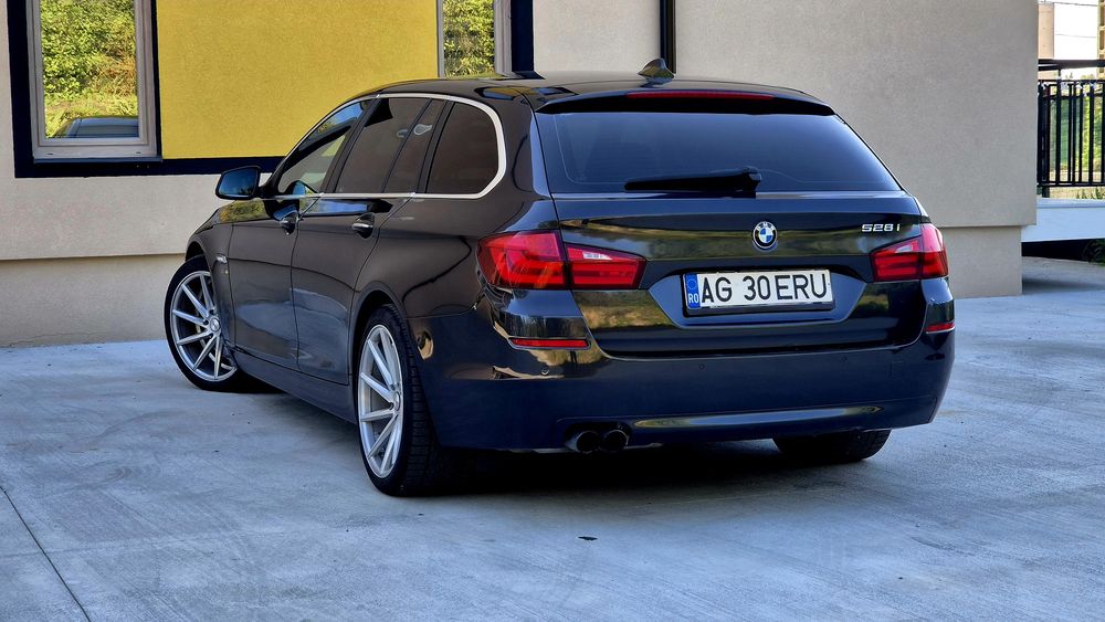 BMW 528i XDrive 245CP