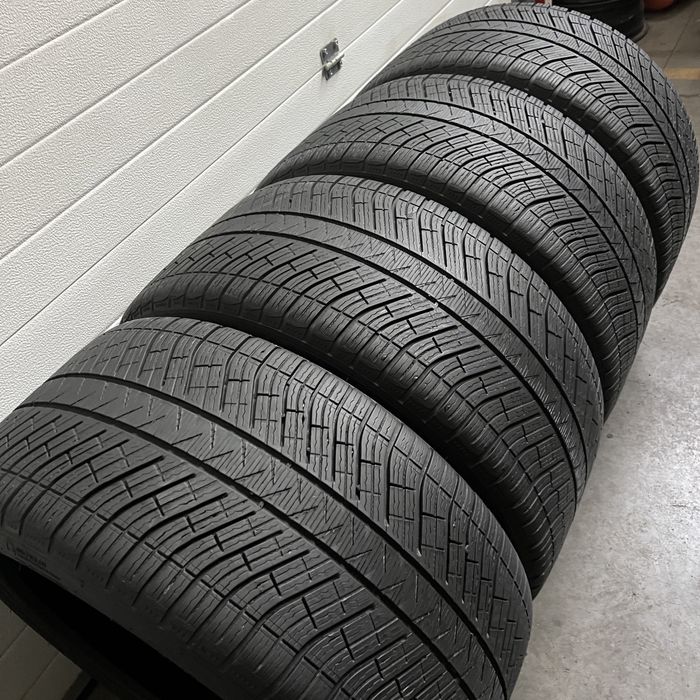 2 sau 4 Anvelope iarna 305 35 21 Michelin DOT 18/21