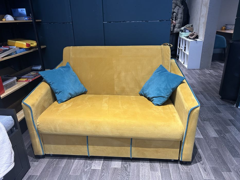 Диван раскладной двухместный