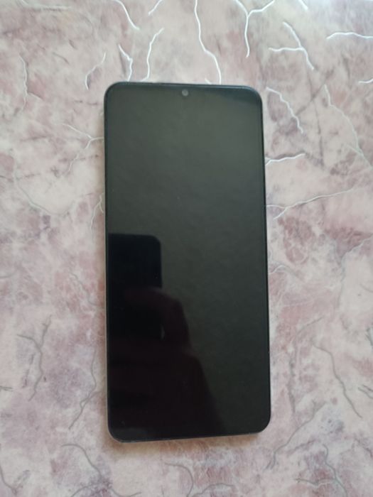 Realme note 60x.