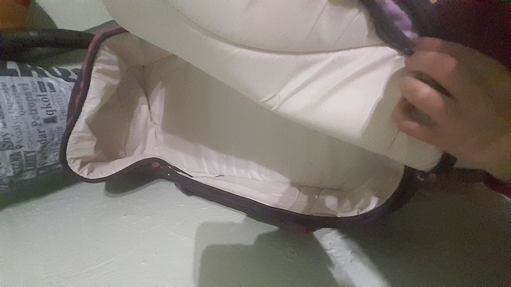 Продам переноску для новорожденых детей