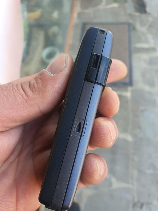 Nokia 6230 работи отлично и изглежда много добре