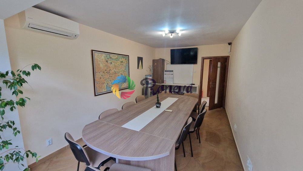 Офис в Варна-Левски площ 120 кв.м цена 1500 лева