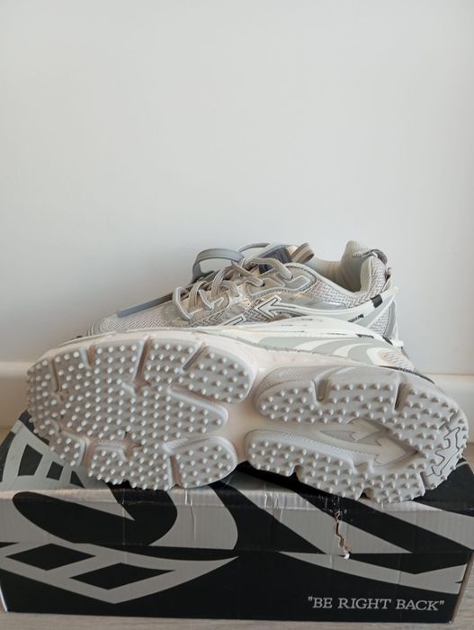Offwhite BrB - Marimea 42 - alb/argintiu