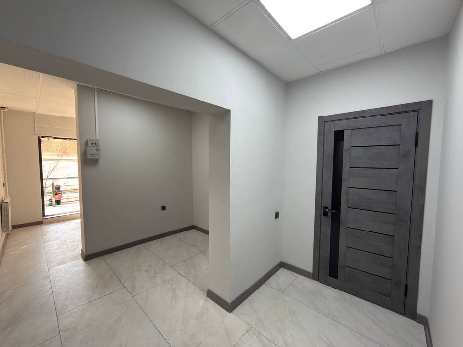 Продается помещение Махтумкули 205 кв.м