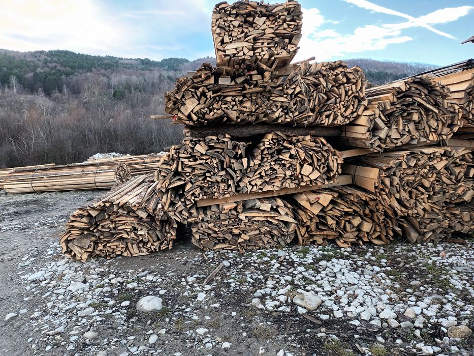 Laturoaie brad pentru foc