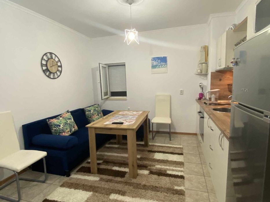 Продава се Двустаен апартамент в Русе, Чародейка - Юг - 55 кв.м за 6 €/кв.м - Снимка #5