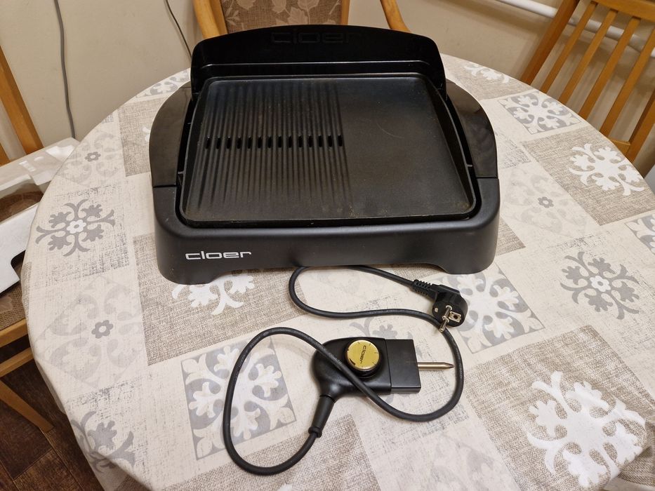 Продам гриль Cloer