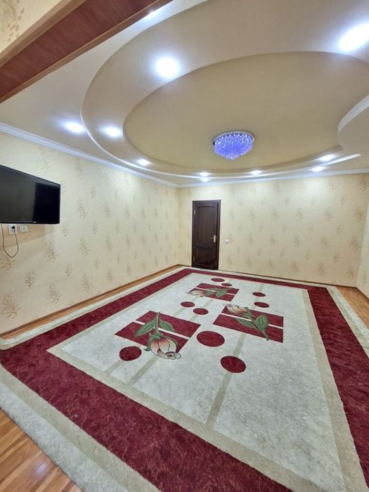 Чиланзар -11 кв 2/3/9.65м2 Срочно Продам квартиру срочно