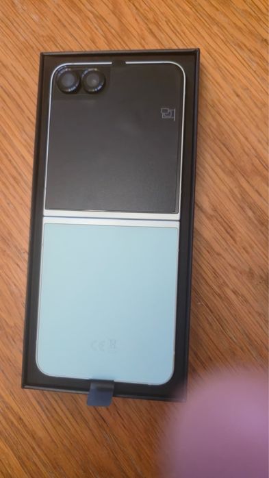 Samsung galaxy z flip 6