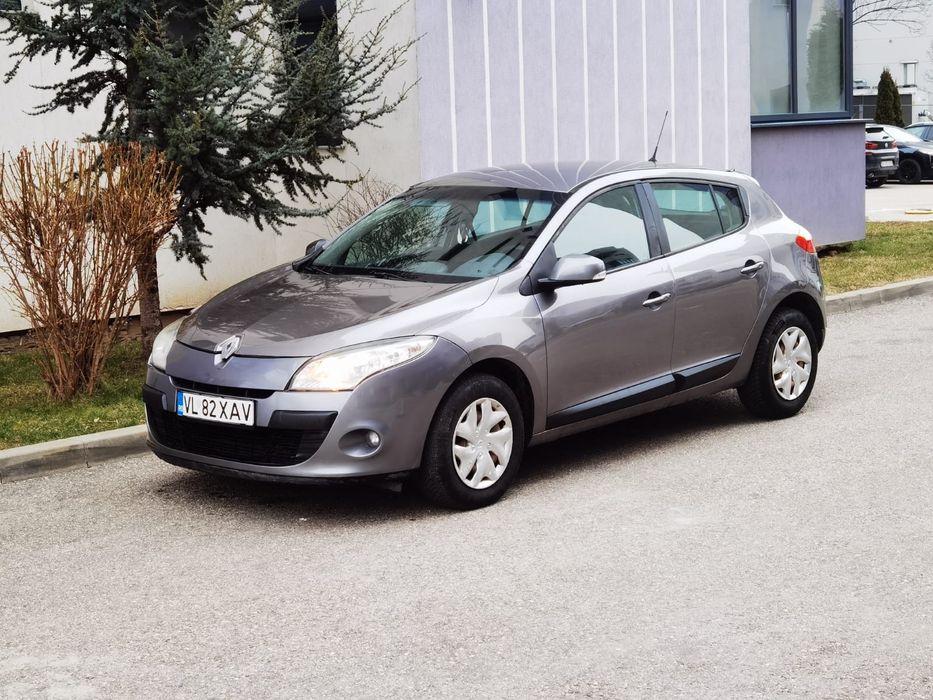 Megane 3 diesel 2011 Expression AC Ceasuri Digitale Euro5