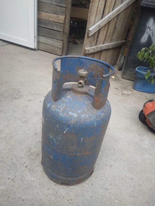 Vând butelie  de gaz  300lei