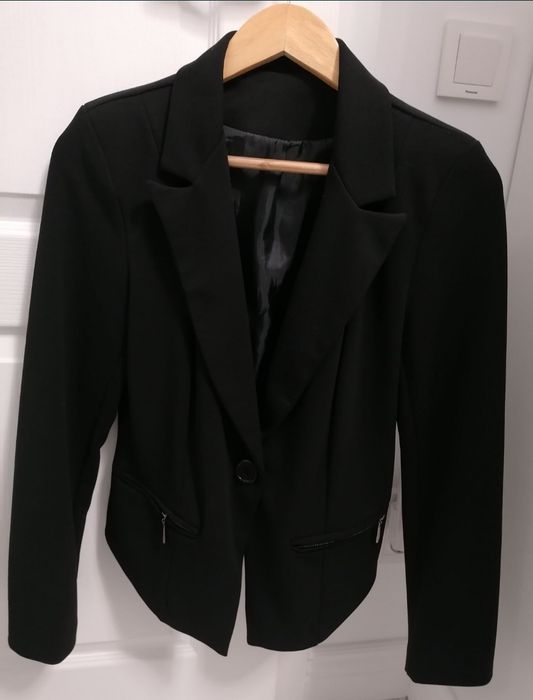 Дамски връхни дрехи