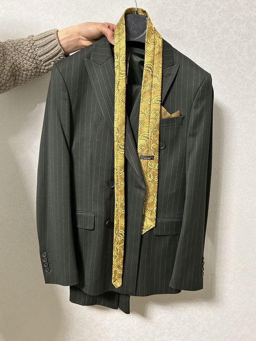 Продам мужской костюм