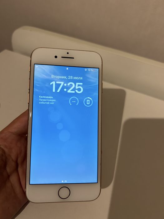 Продам ipone 8 64 гб